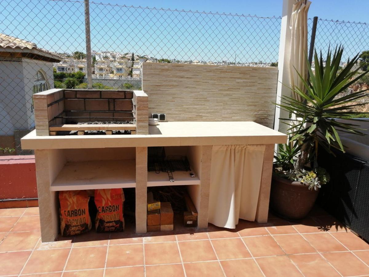 3 Bdr House Near La Zenia Private Lounge Terraces, Fire Places, Bbq, Kitchen, Parking Оріуела Екстер'єр фото